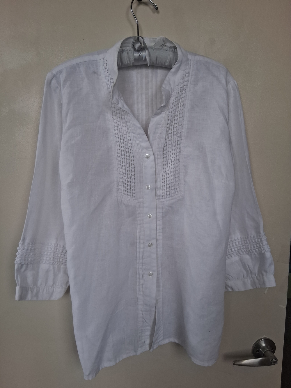 SUMMER SALE White Button-Front Pintuck Tunic Blouse